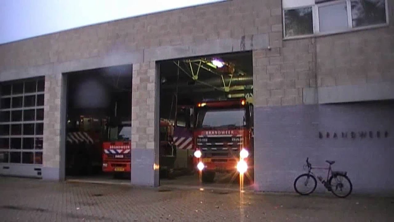 Opkomst en uitruk ongeval met beknelling A67 - Brandweer Asten
