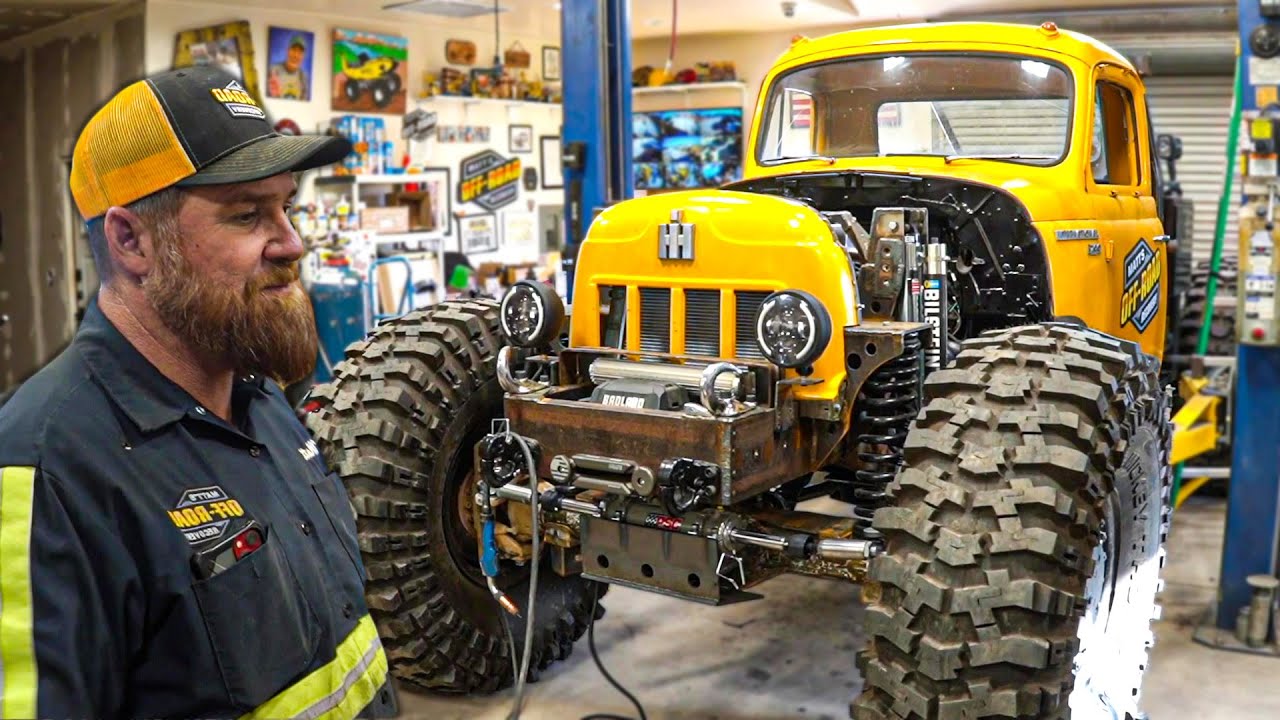 I'm Very Confused With This Build... The World's Largest Off Road Wrecker!