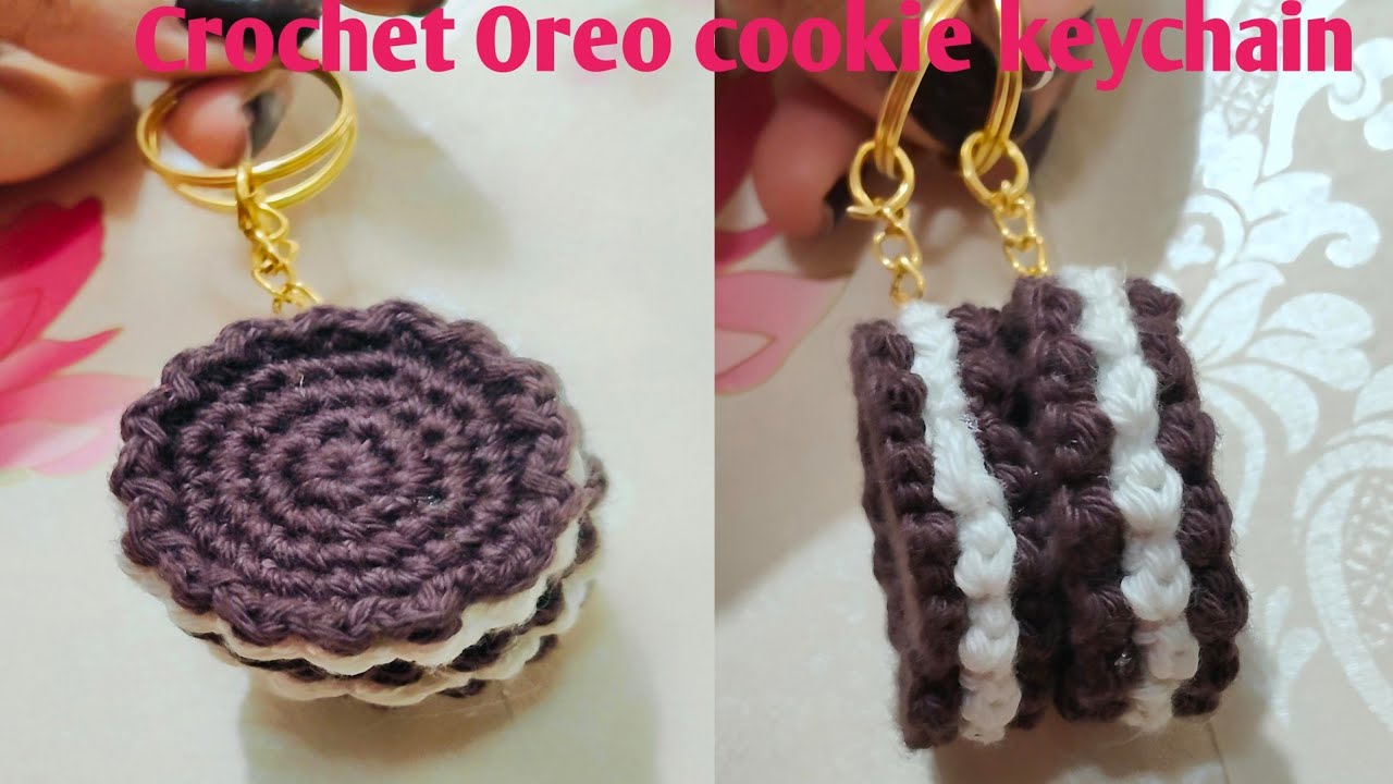 Easy Crochet Oreo cookie 🍪 keychain Tutorial  |