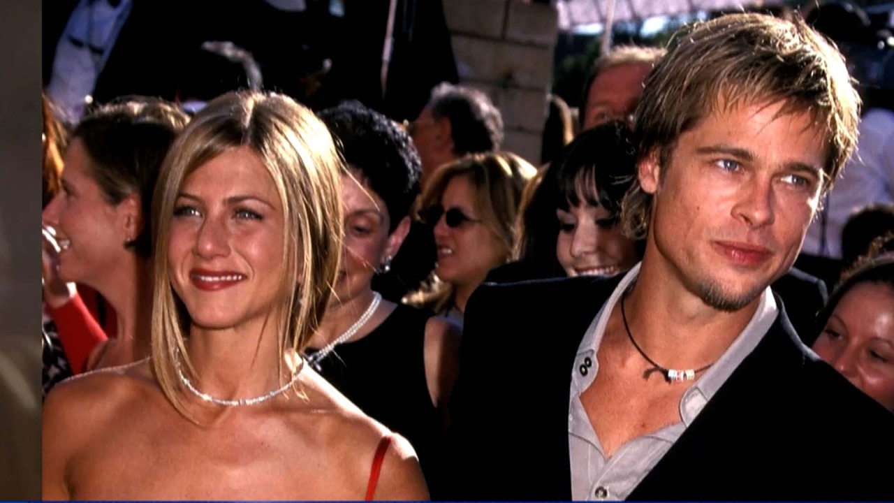 Brad Pitt y Jennifer Aniston ¡¿JUNTOS?! | Sobremesa del 05/02/26