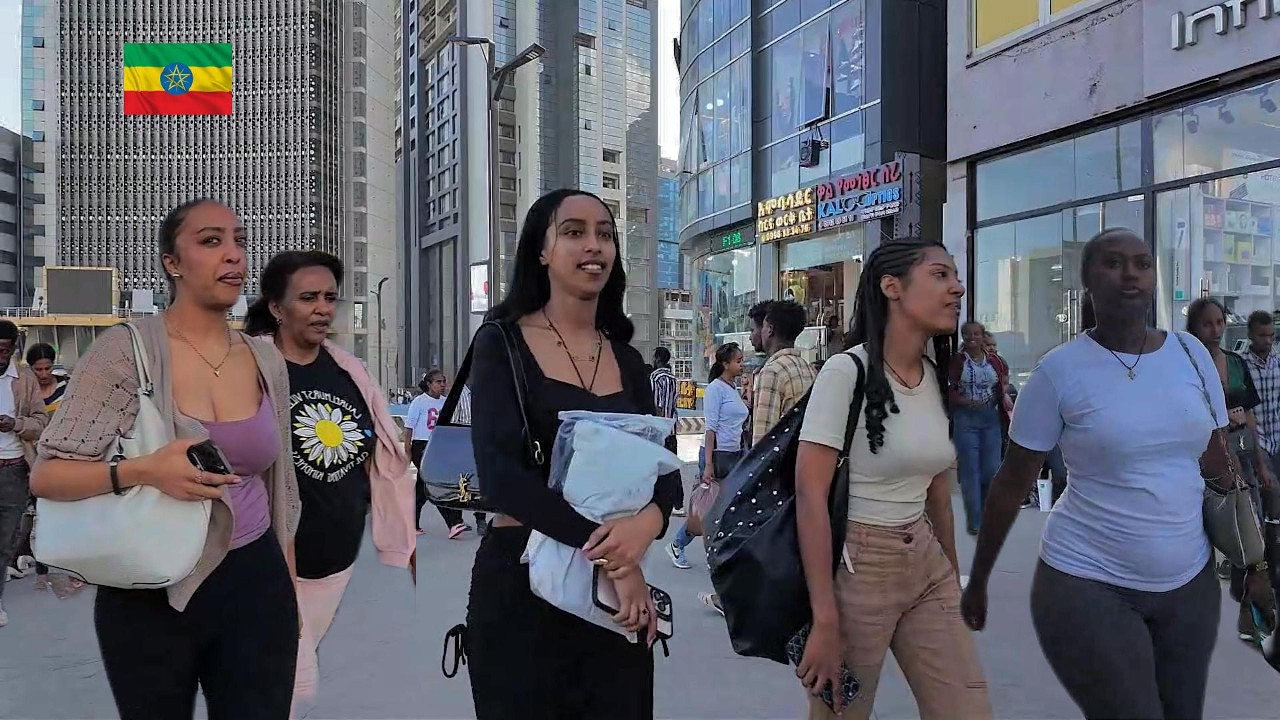🇪🇹  Beautiful People On The Streets Of Addis Ababa Ethiopia