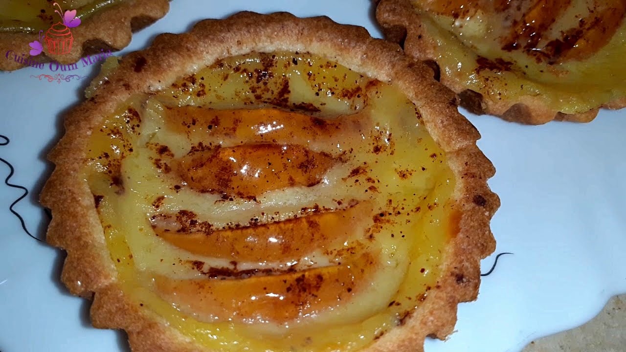 تارتولات التفاح بكريمة الباتيسيار/Tartelettes aux pommes à la crème pâtissière