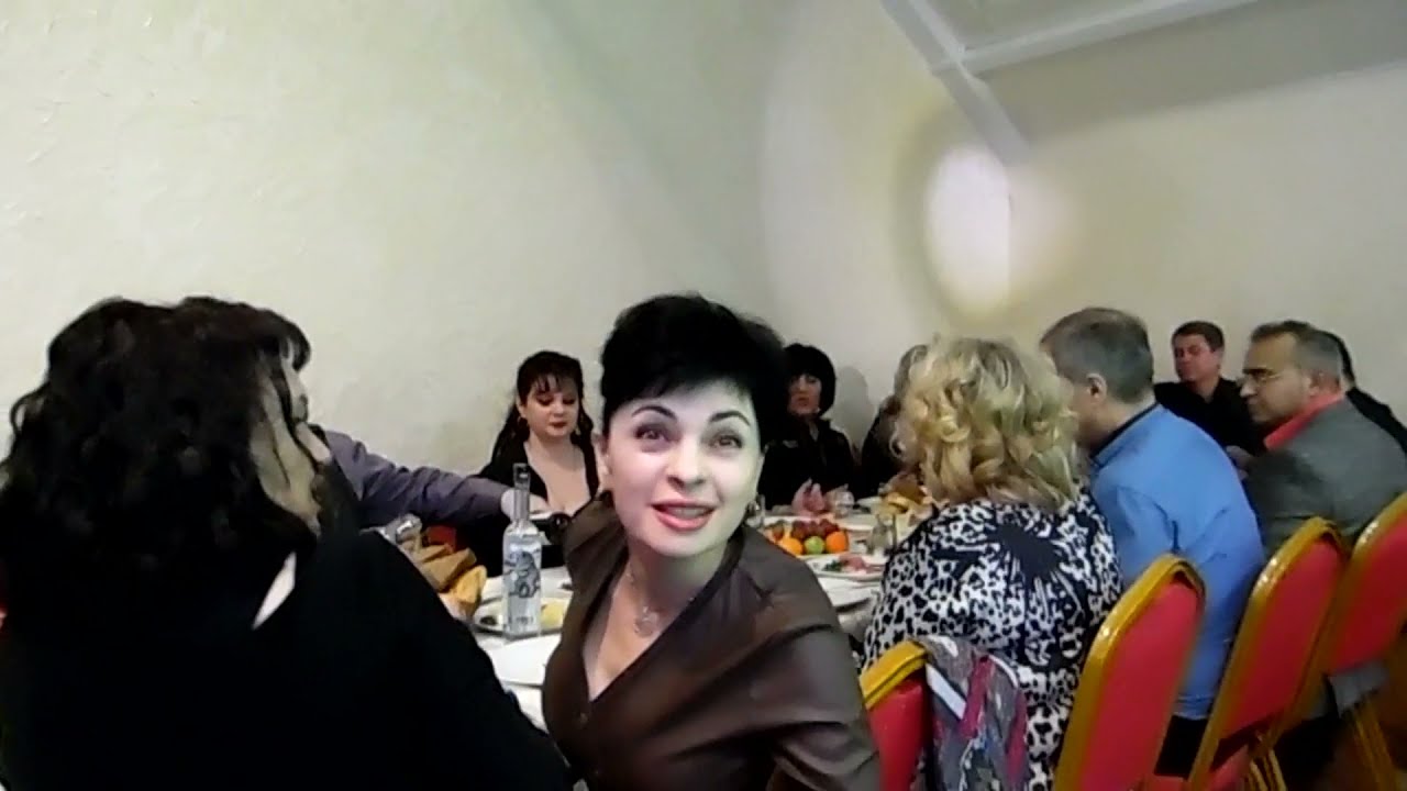 Video Новогодний корпоратив 25 декабрь 2021г Весёлая компания в ресторане Золотой Руно Иваново Росси