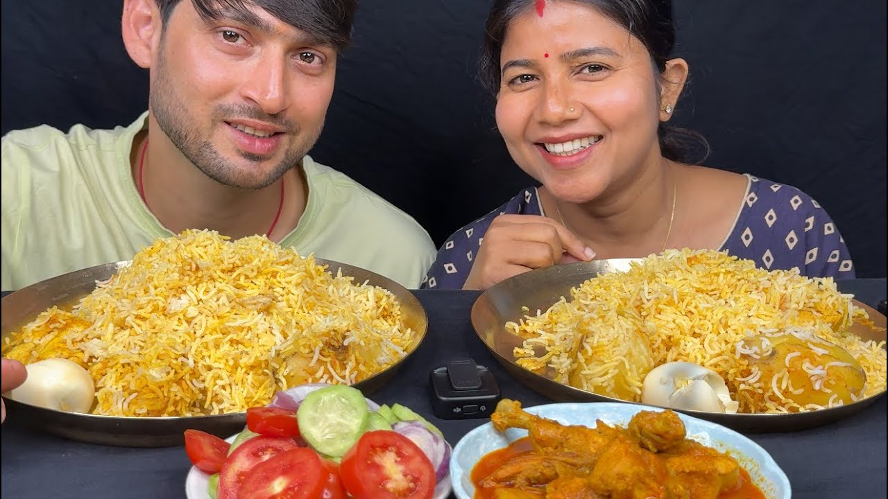 Eating Chicken Biriyani and Chicken Kosha #viral #viralvideo #food #foodie #youtubevideos #youtube