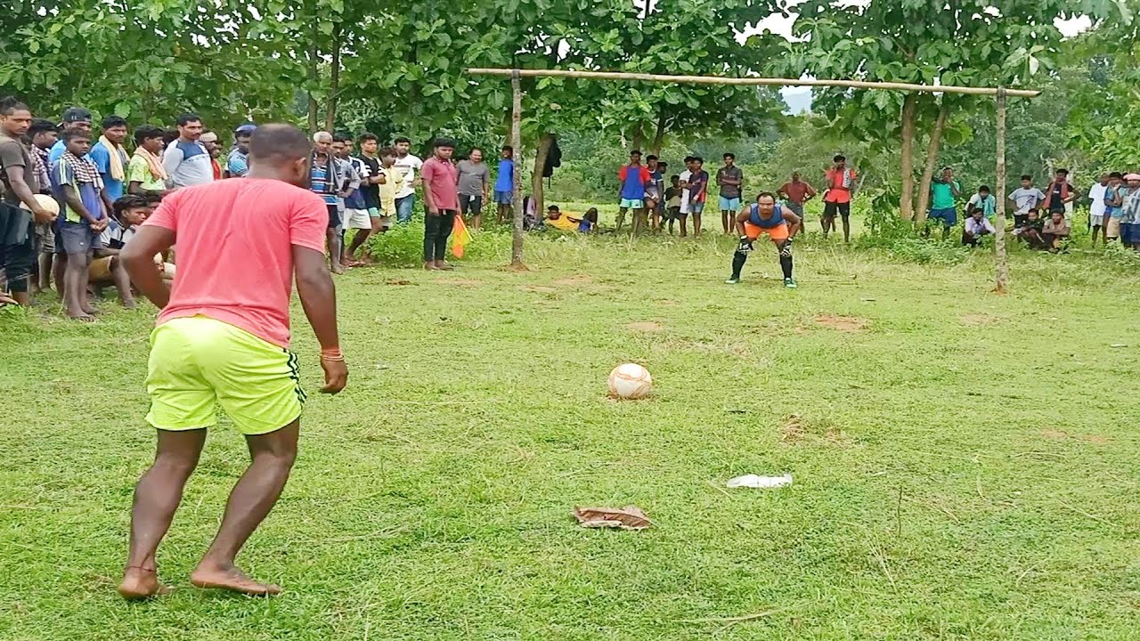 Kenduberni Football || Ghugiberna Village Player Vs Dalki Village Player || Agnes Bara