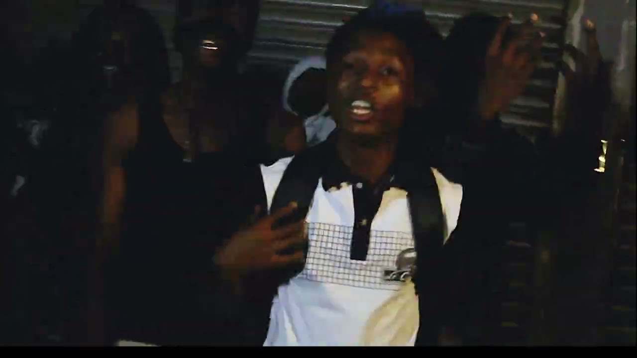 Mozart 6.5.6. Métal ft Taz Marley (clip officiel) mp4 