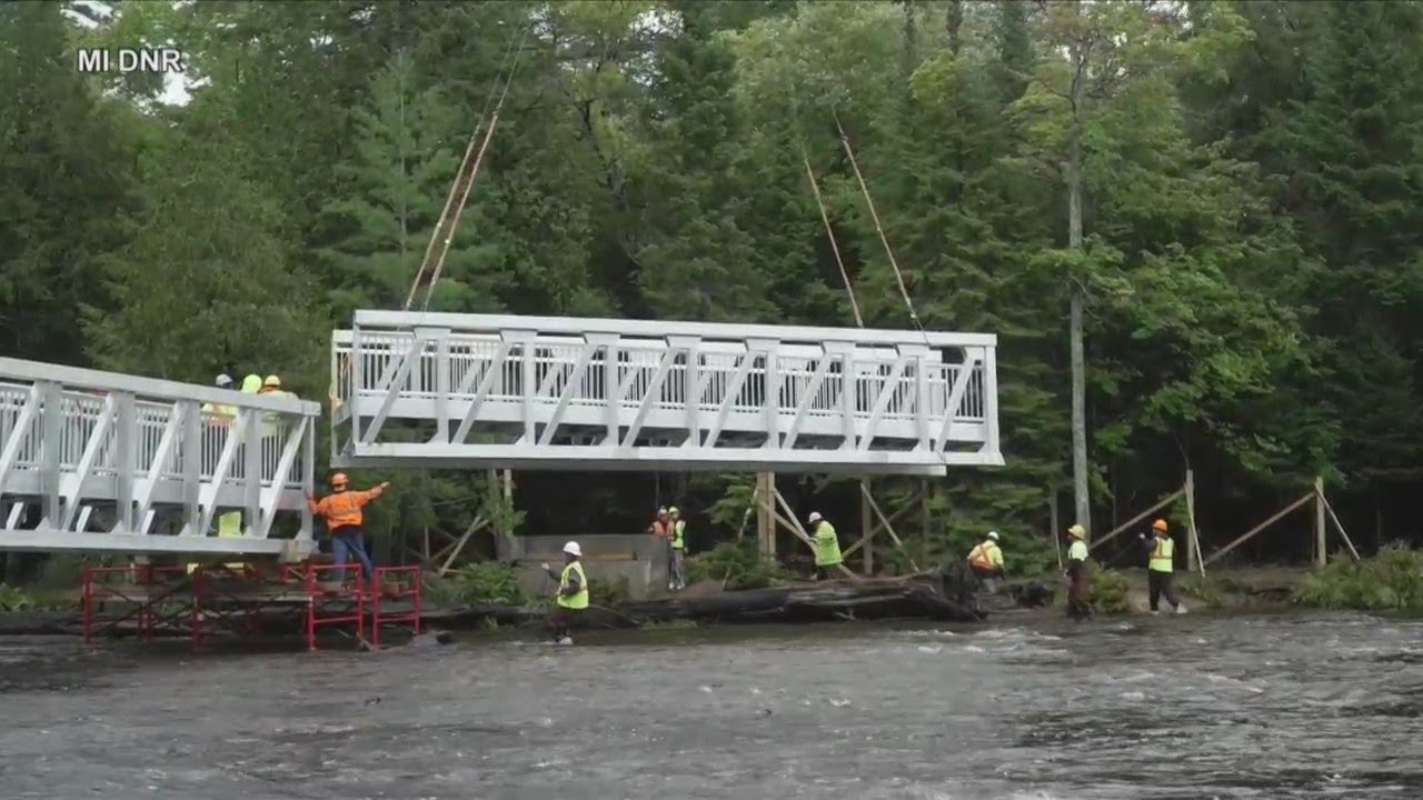 Pedestrian bridge installed at Lower Tahquamenon Falls