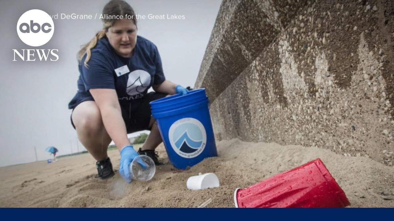 How Earth Day volunteers help to clean up the planet