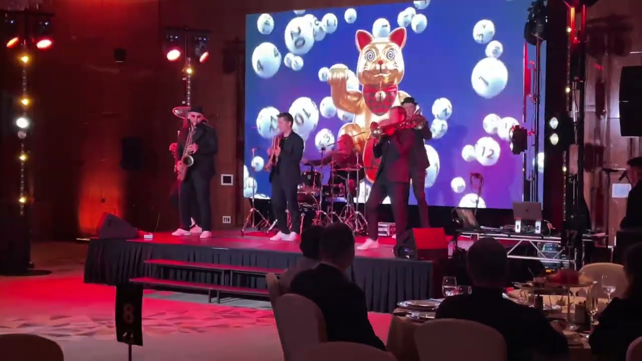 Art Music Brass Band - live video Lotte Hotel