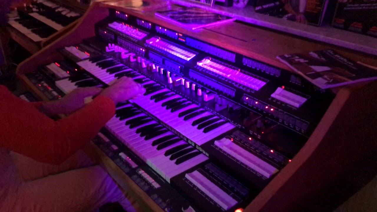 Dr. Böhm Orgel Orchester DS 2002 - FUNKY TOWN (Lipps Inc 1979) Thomas Vogt 2019