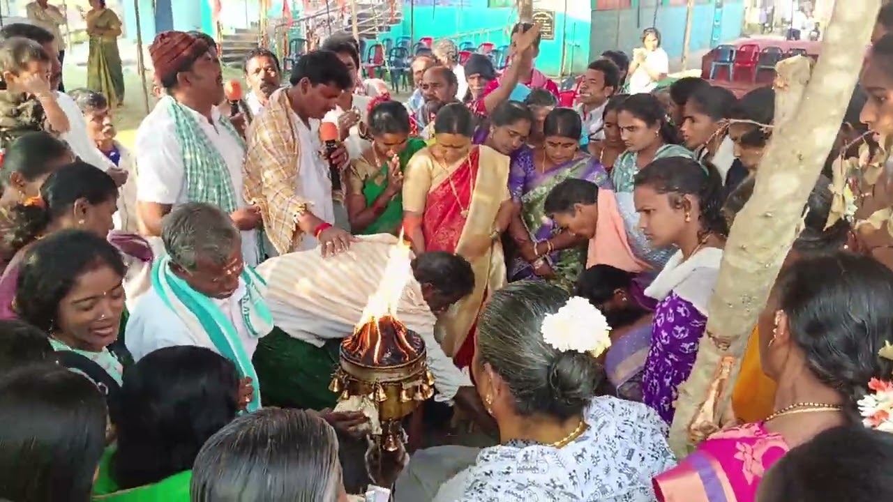 పటువర్దనం చందాపు సత్యం పందిరి పాట ఫోన్ నంబర్ 9652263514. 06-02-2026 నడిపెనపేట గ్రామం శనివారం నాడు 