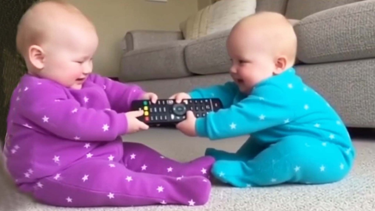 COOL PEAS - Cute Twins Baby Playing Together Videos II Funny Baby Moment