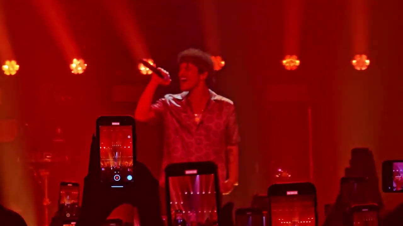 Bruno Mars | Locked Out of Heaven | Tokio Marine Hall SP 01/10/2024