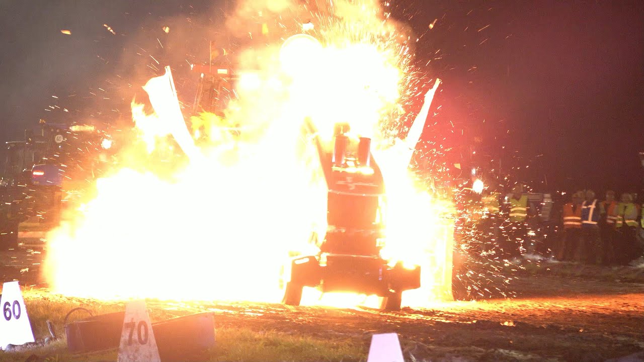 Big Fire BETTY BOOZE (DK) Tractor Pulling Edewecht 2023 4K