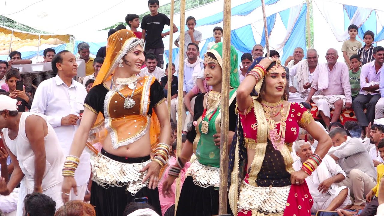 छुटकी डांसर मनोज नागोरी लैला डांसर का कमरतोड़ ठुमका { जाओ ये नणद बाई सासरिये }{ झरना वाले महाराज }