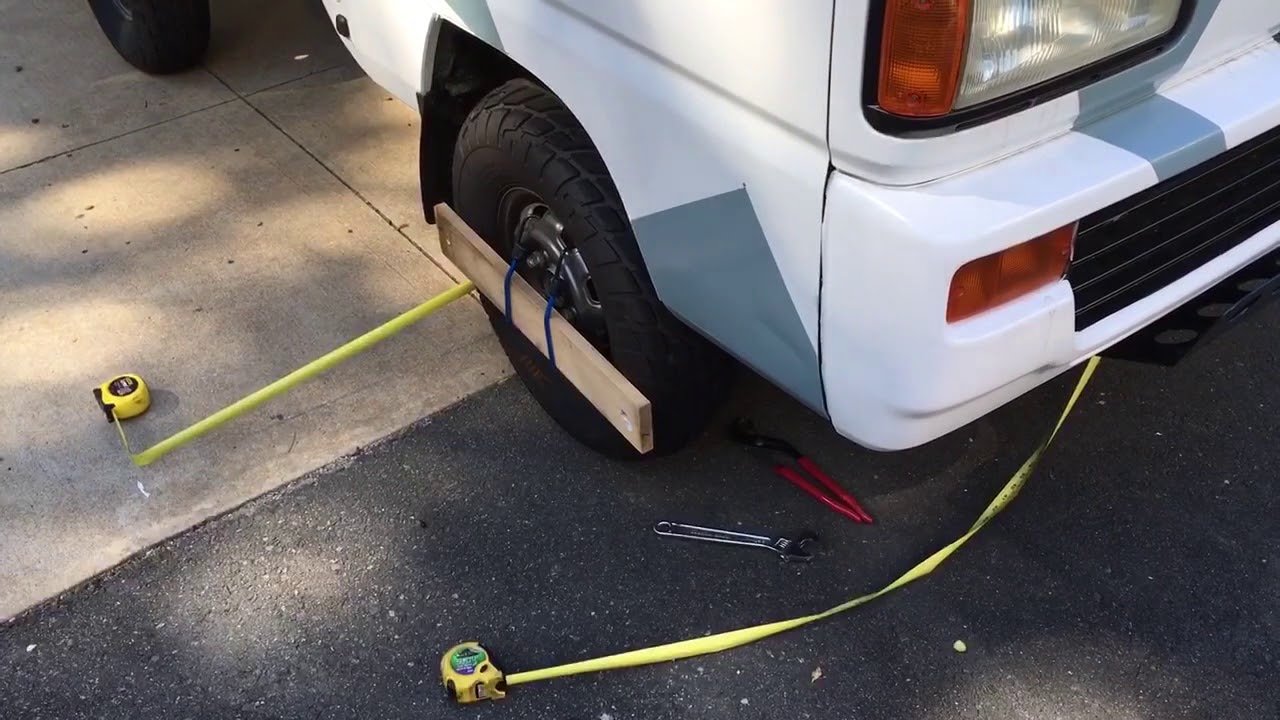 Honda Acty JDM Kei Car Mini truck project, episode 11. Adjusting front toe in.
