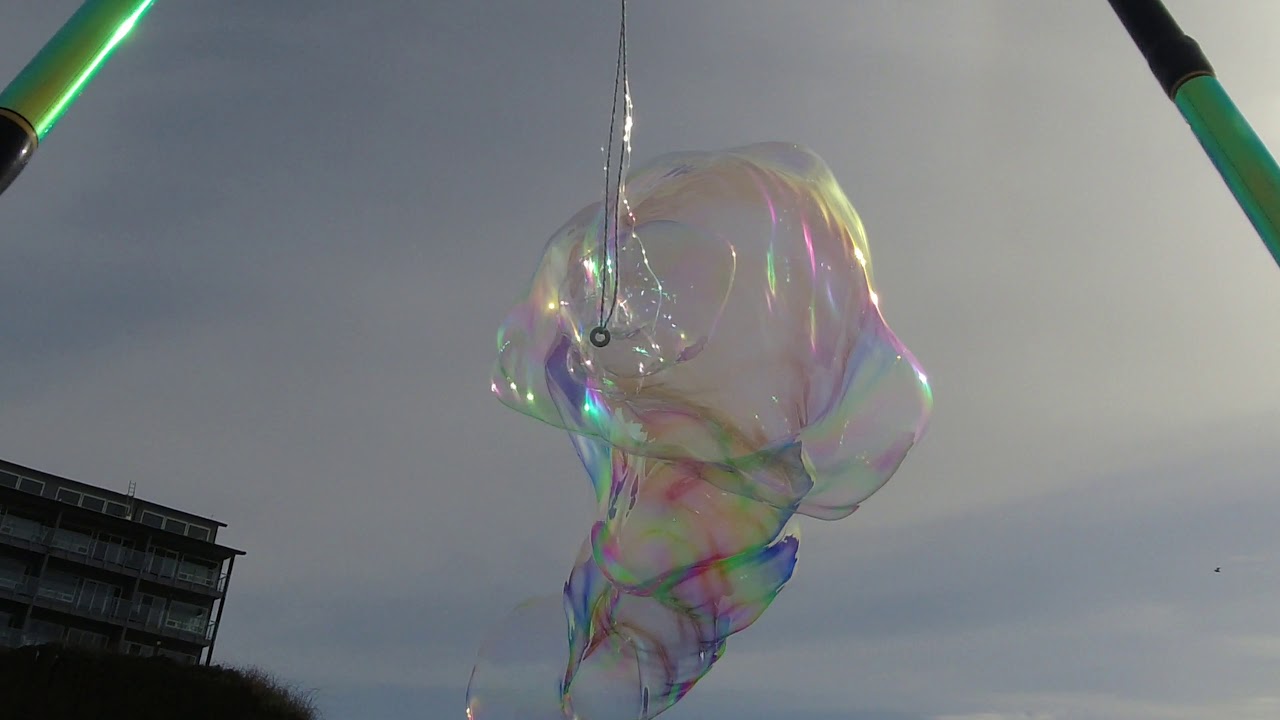 Nye beach bubbles Feb 09 2021