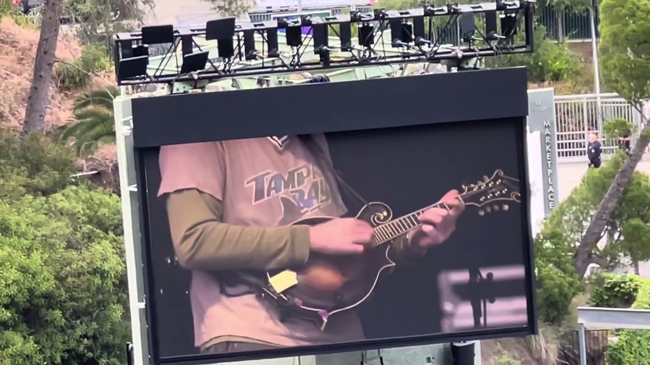 Billy Strings - ‘California Sober / Pretty Daughter’ - Hollywood Bowl (Fri 5/16/2025)