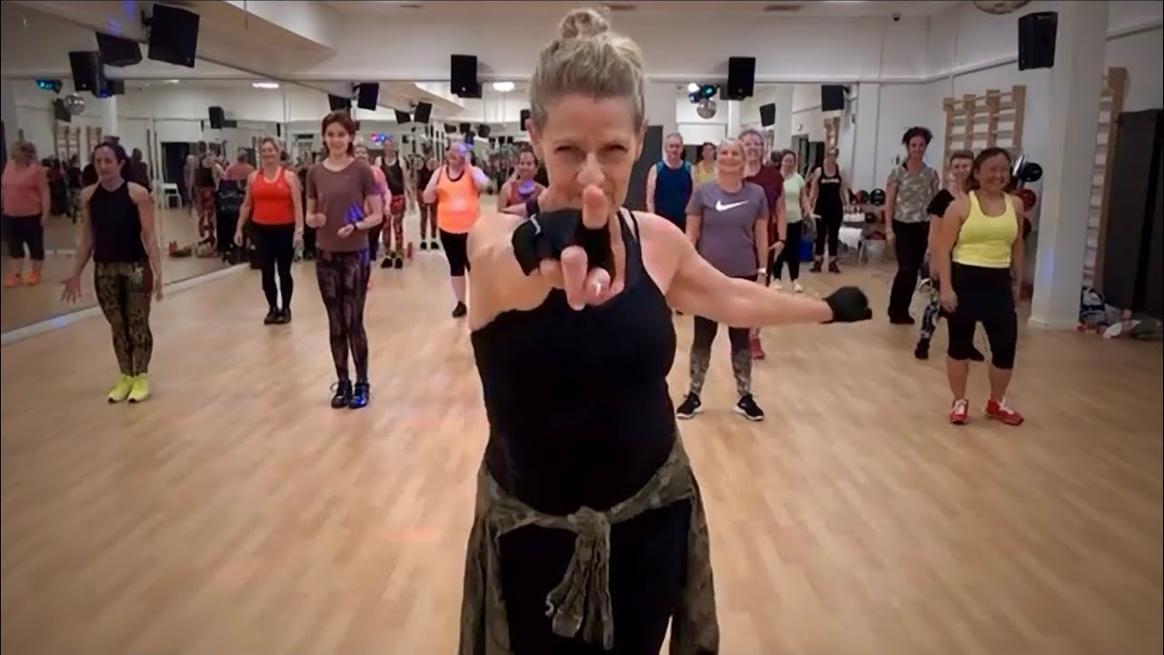 TU MEJOR EQUIVOCACIÓN - Salsa Zumba