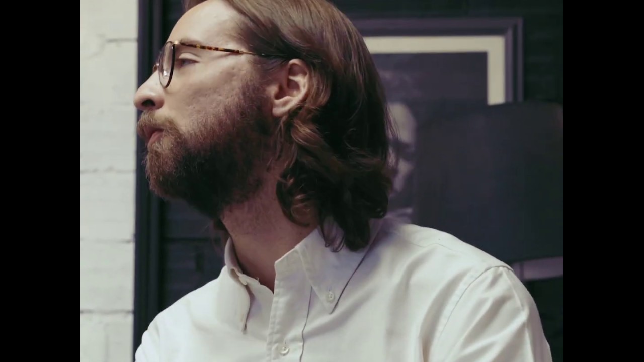 Pourquoi Christophe, 28 ans, porte la barbe