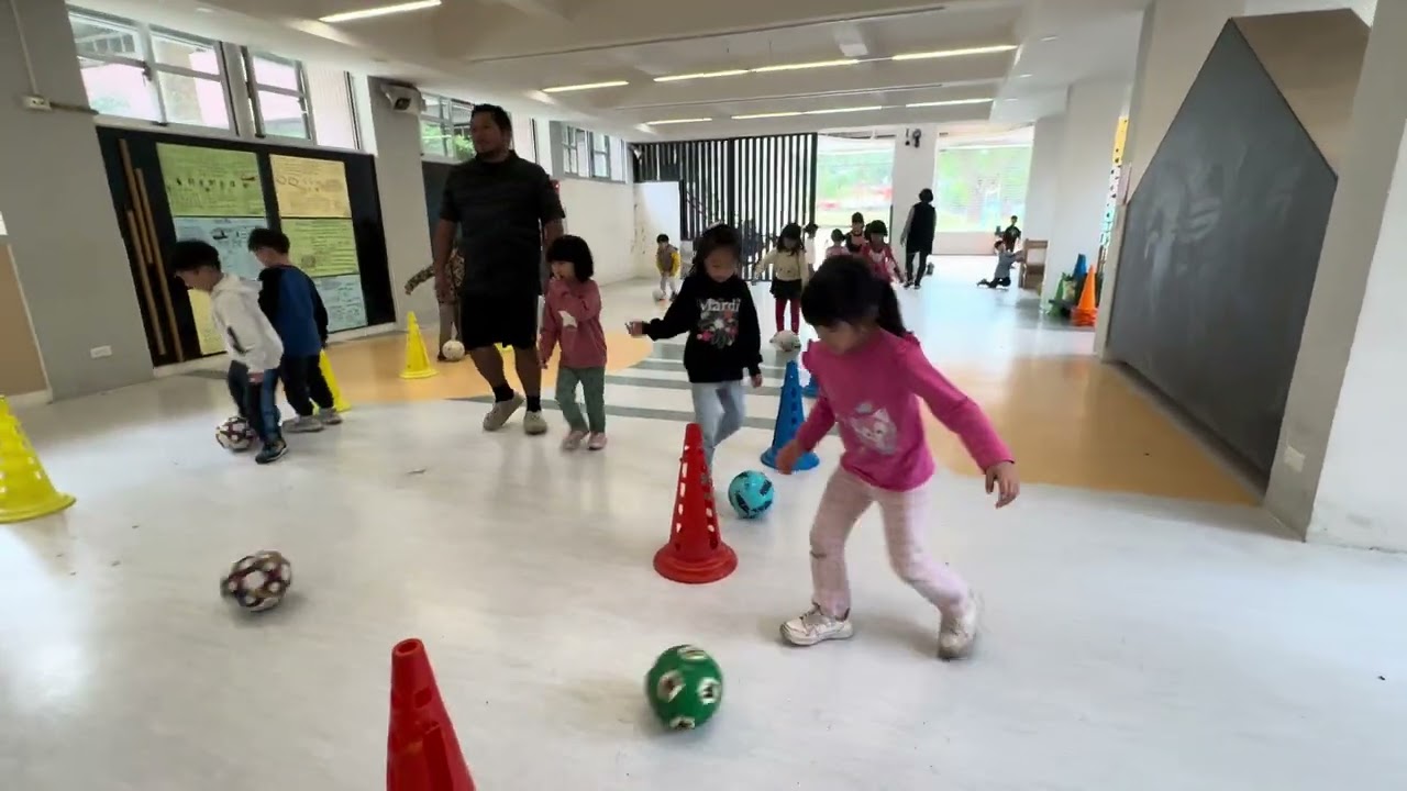 2026/1/13到幼兒園踢足球