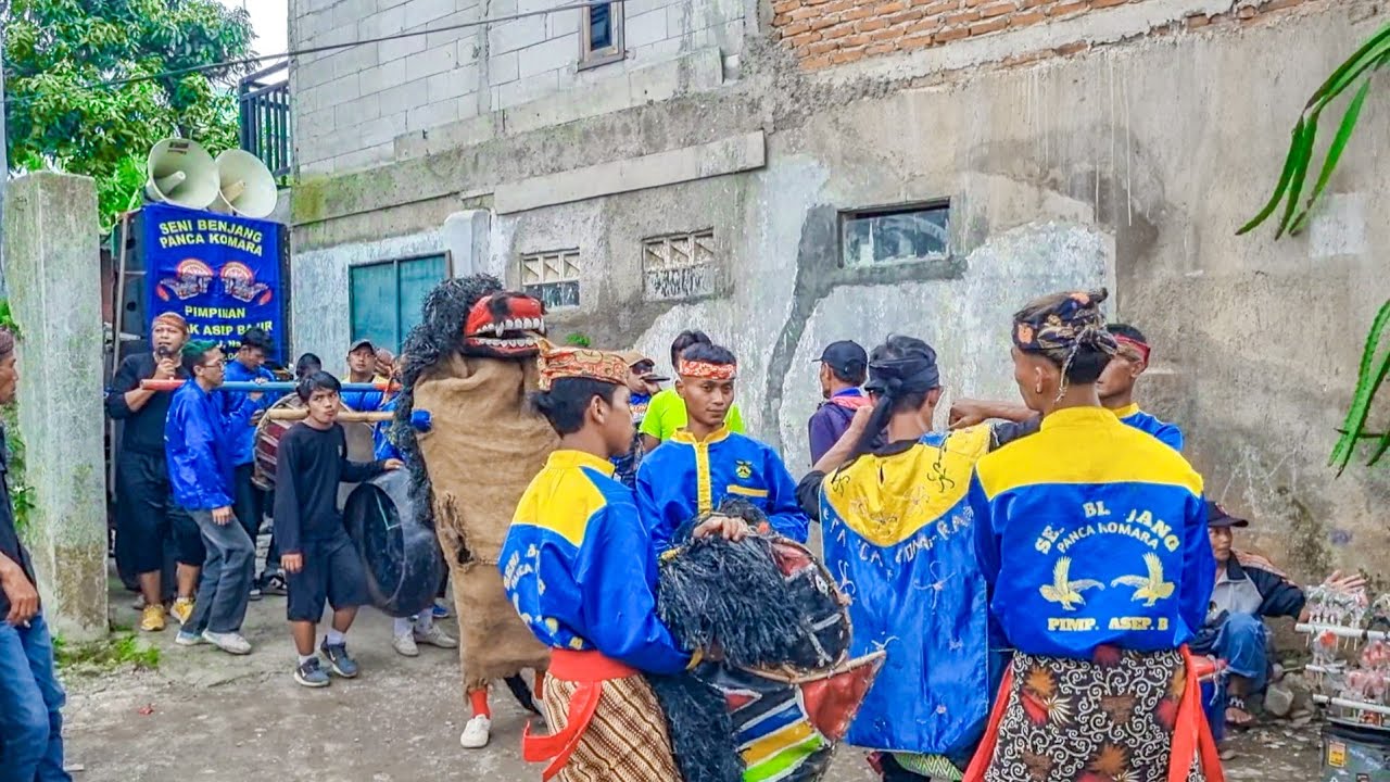 KESERUAN BENJAG SAAT SAMPAI KE LOKASI KEDUA HAJATAN!!! Seni Benjang Panca Komara