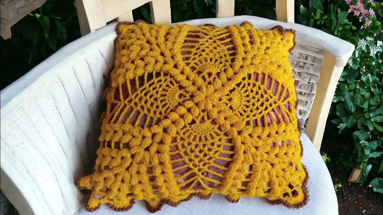 How to crochet Cushion Cover