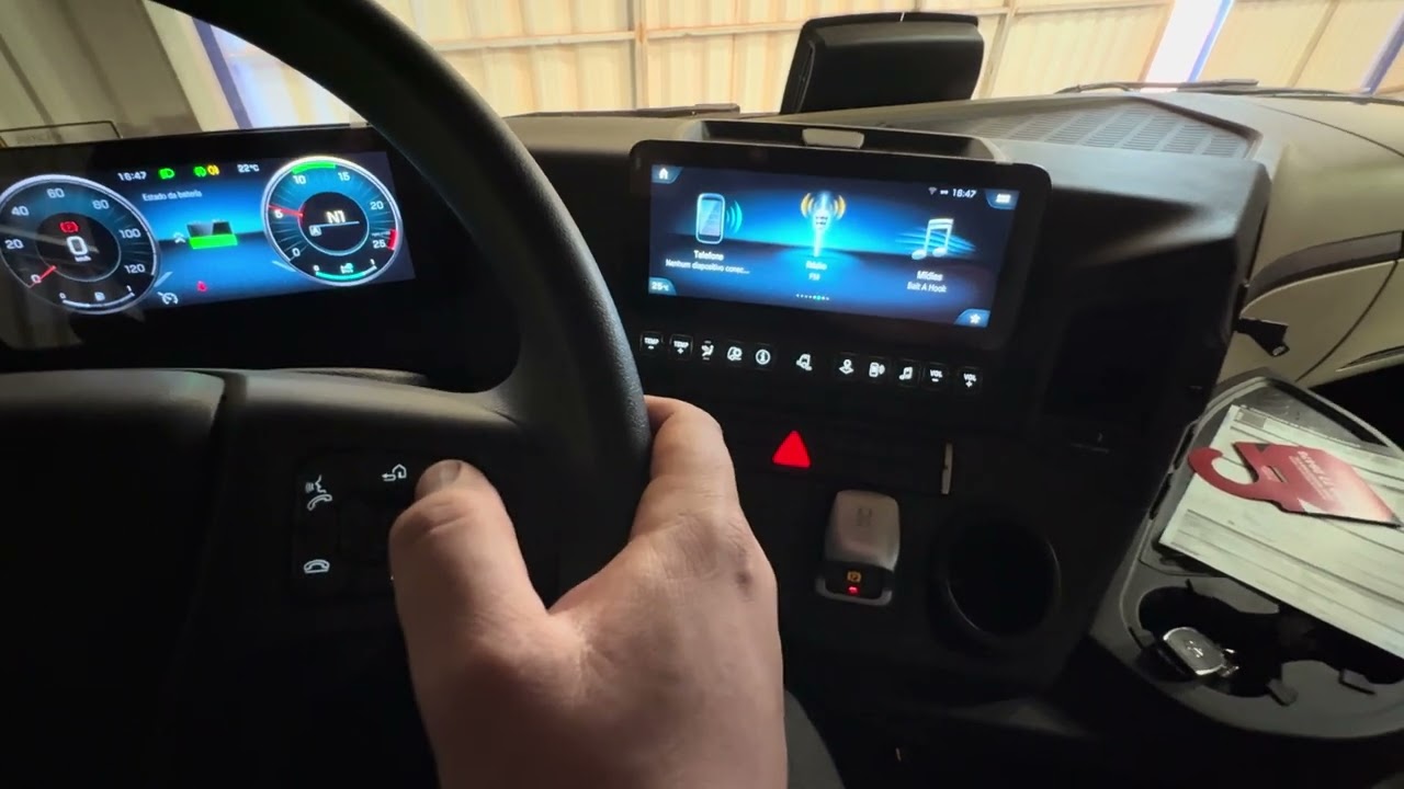 Painel e Interior do Actros 2651 - Explicando como utilizar e o interior do Mercedez - Dicas de uso
