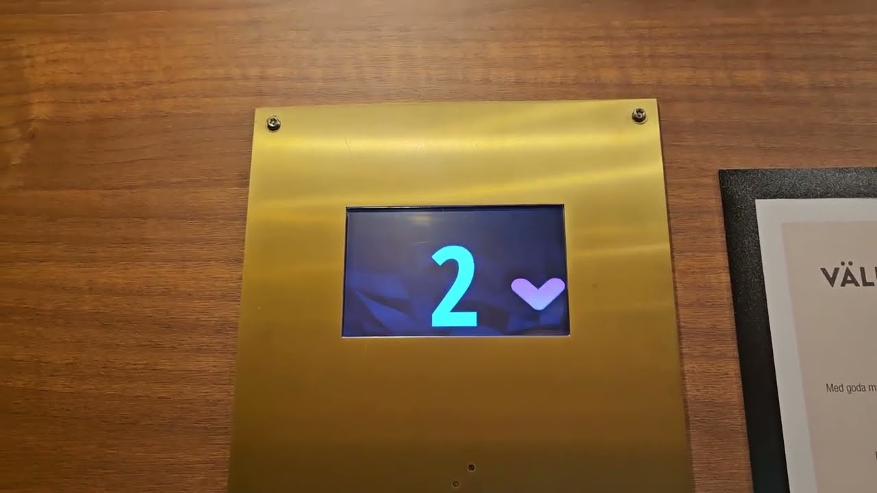 Old Unknown (mb Nordisk Hiss) traction elevators/lifts in Scandic Hotel, Värnamo, Sweden