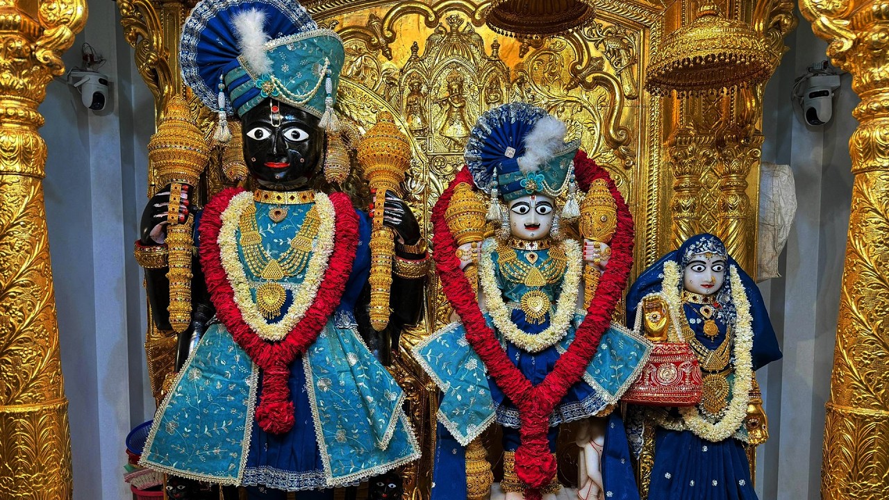ભુજ મંદિર લાઈવ દર્શન | આજના છ ધામના દેવોના | દિવ્ય શણગારના દર્શન તા:- ૧૨ / - ૦૩ /- ૨૦૨૬ | Daily