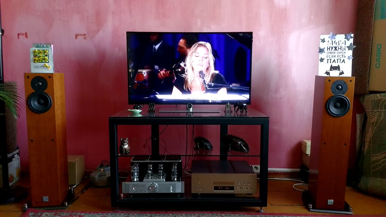 Xavian Giulietta-speaker, Cayin A-88T, Teac VRDS-25