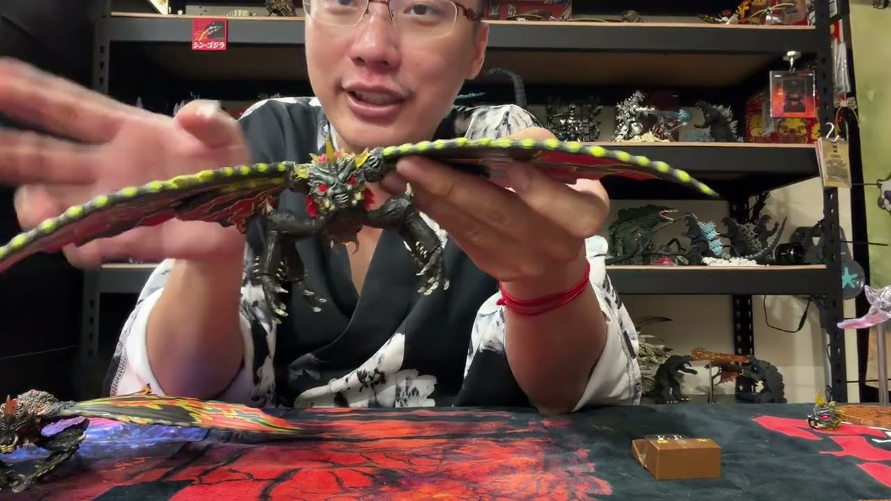 Super7 (舒跑七) 1992摩斯拉/巴特拉 成蟲組!!終於來啦~振作起來開箱!!