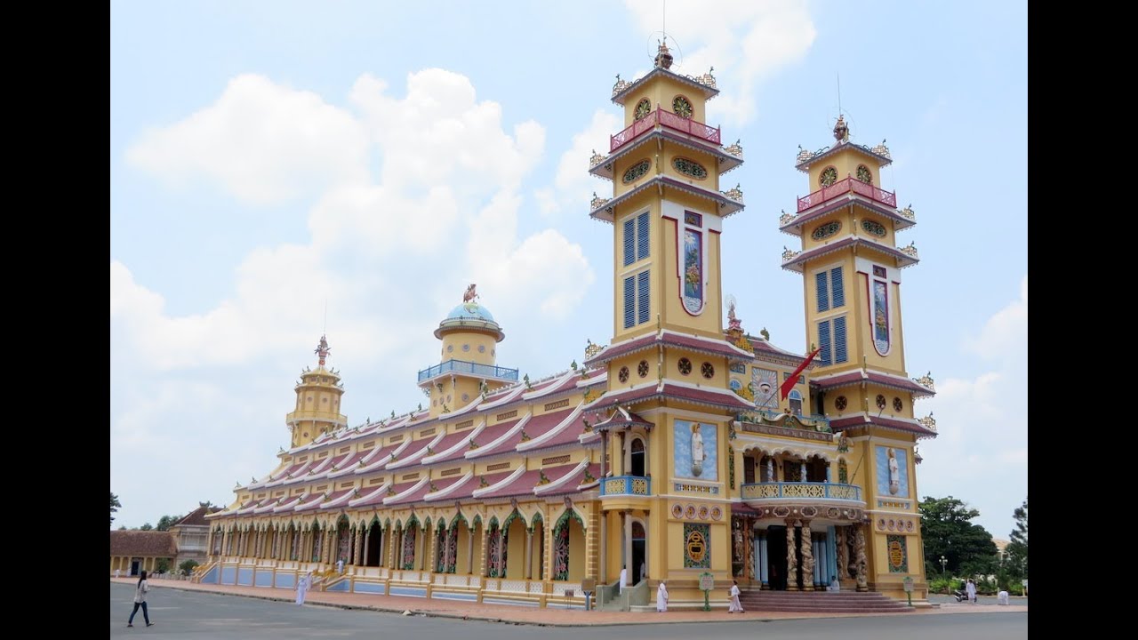 Noon service at the Holy See of Cao Đài, Vietnam