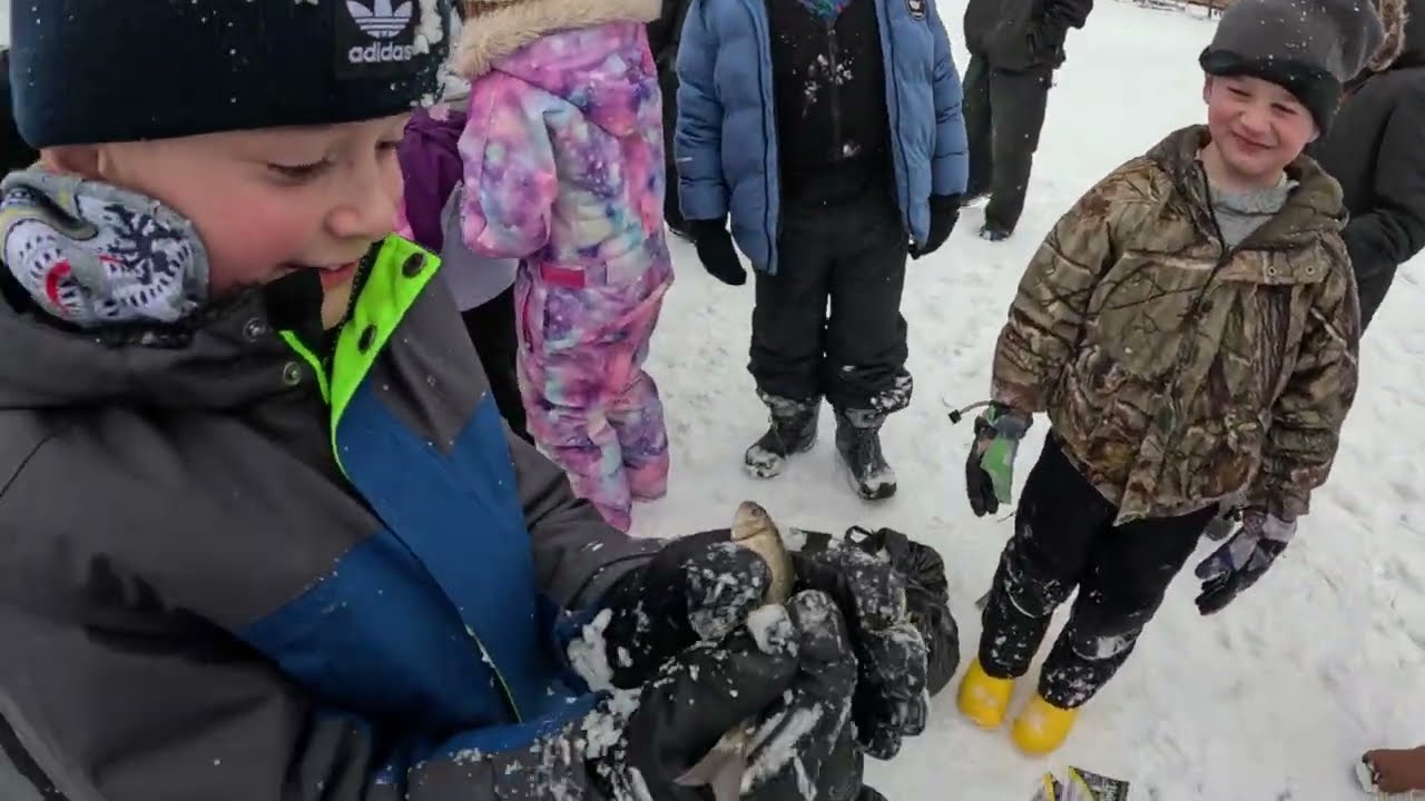 KIDS ICE FISHING EVENT @ FLETCHERS LANDING RESORT