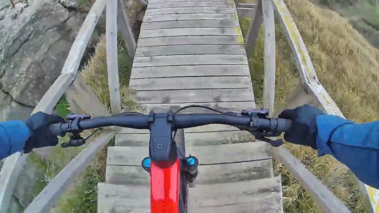 baja escaleras puente Diablo