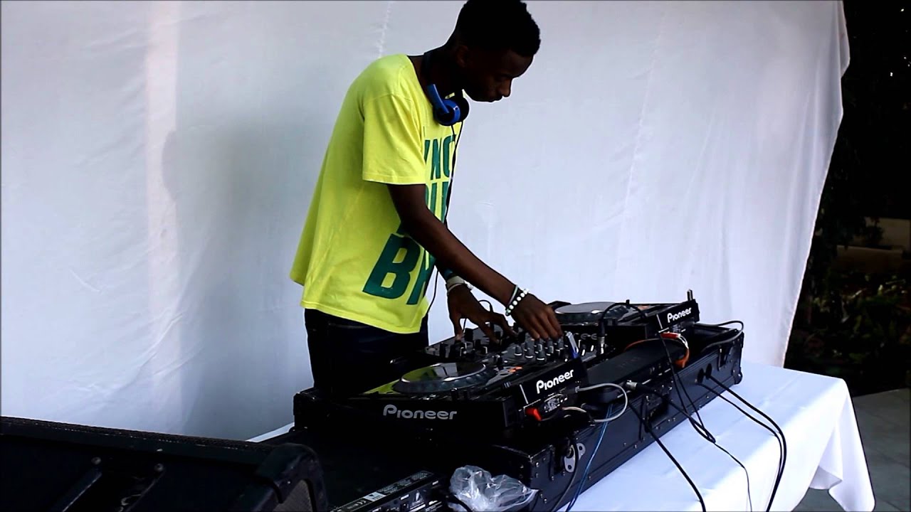 Dj Bavy Live   #NumberOneFestival NEW JOINT MAPUTO MZ