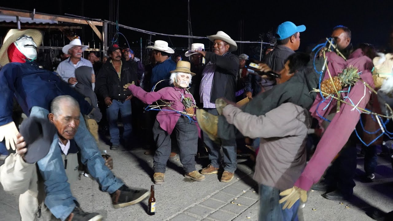 Asi resivimos el año nuevo en San Sebastián del Monte Oaxaca primer parte del video