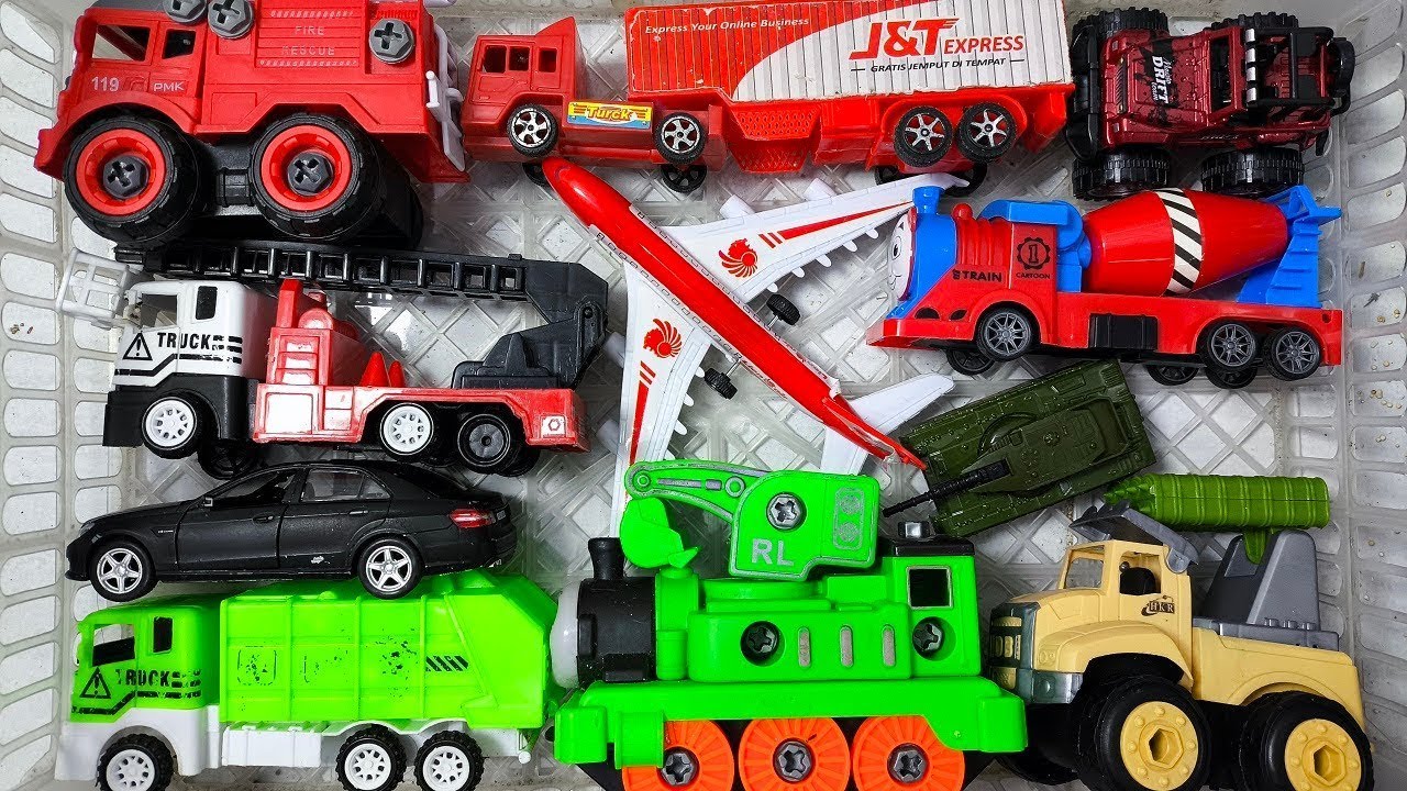 Box Full of Model Cars -Mazda Mx5, Koenigesgg Jesko, Byd Yang Wang U8, Toyota Car Lamborghini Scv12?