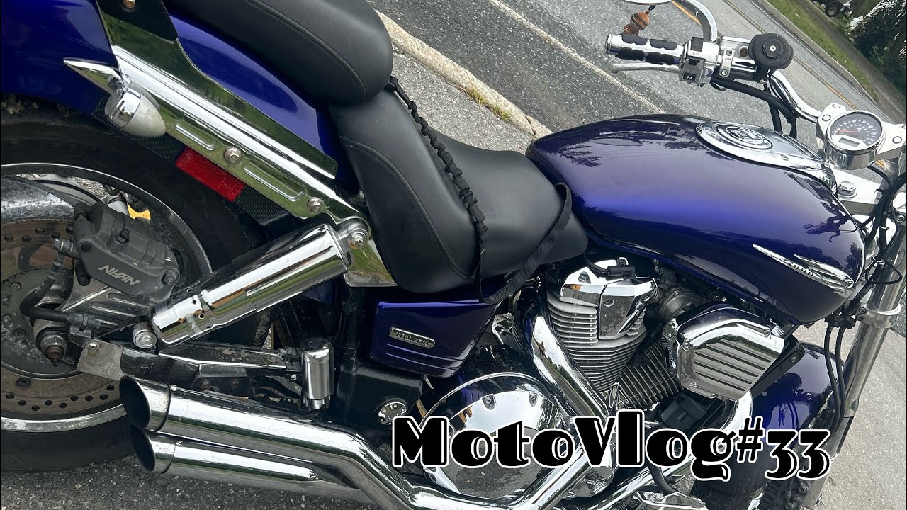 Hooking up the Charger… MotoVlog#33 #hondavtx1800 