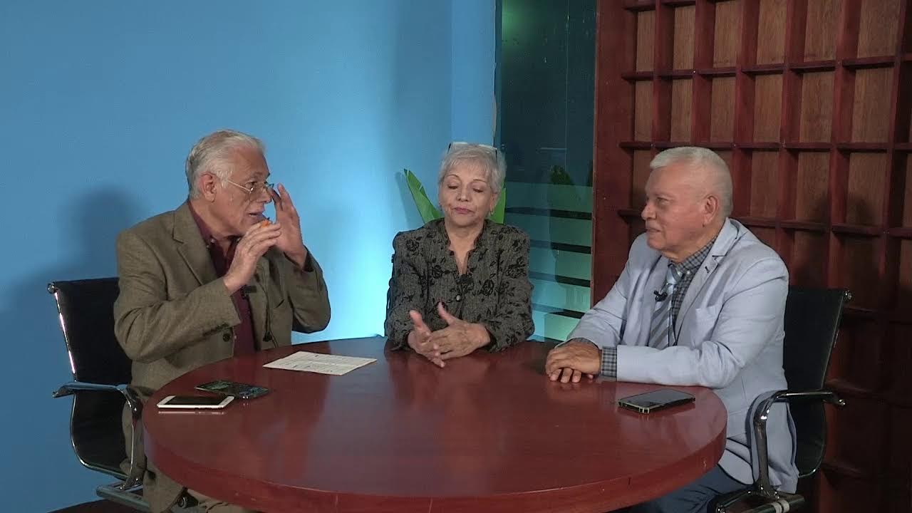 En la Opinión De... Ernesto Acero, Memo Aguirre y María Ester González