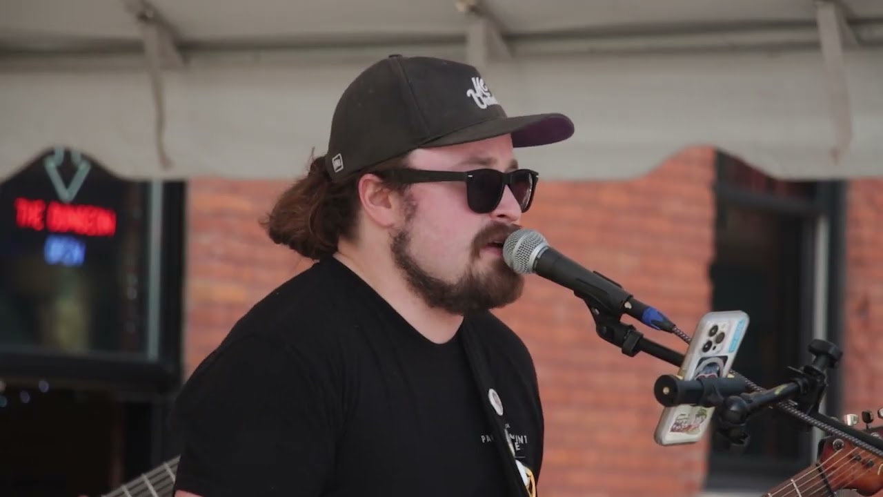 Front Row Ft Marzipan Mailbox