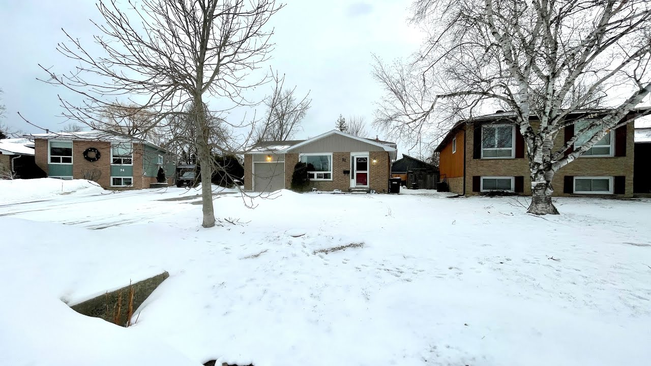 42 Courtice Crescent Collingwood - For Sale MLS#-S12711672