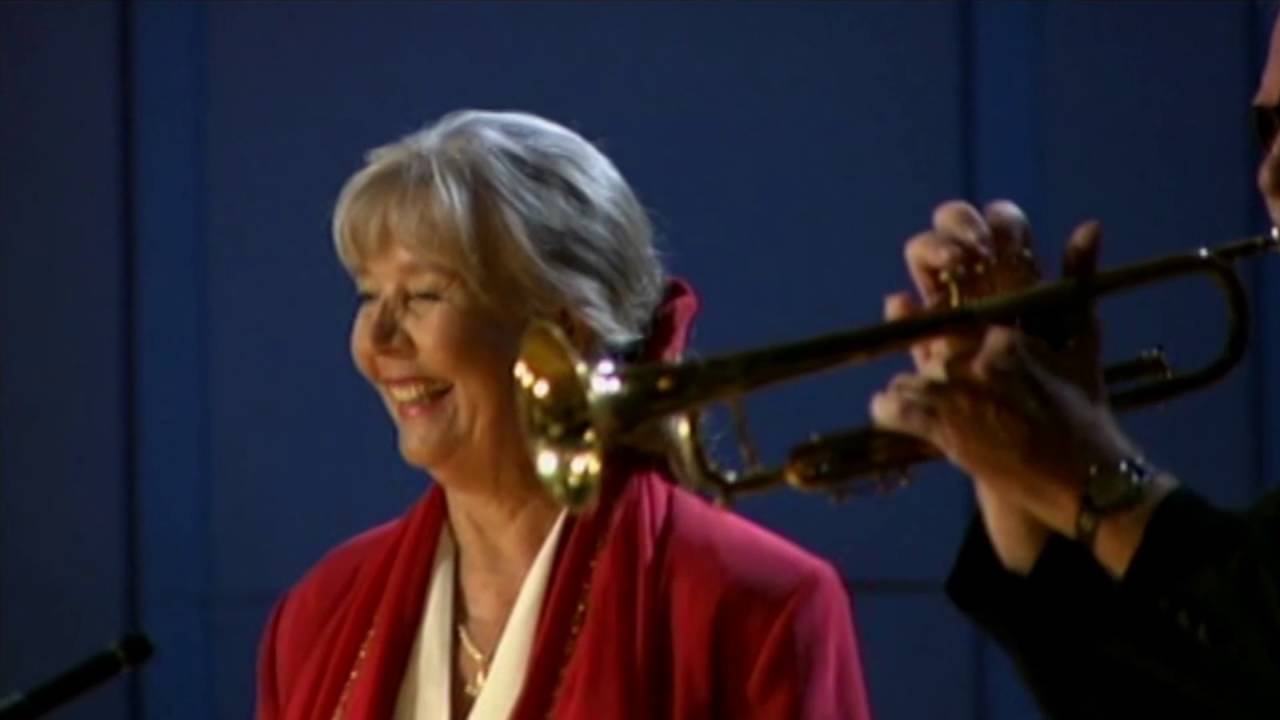 Alice Babs & Charlie Norman - Drop me of in Harlem (Swingtime Again)