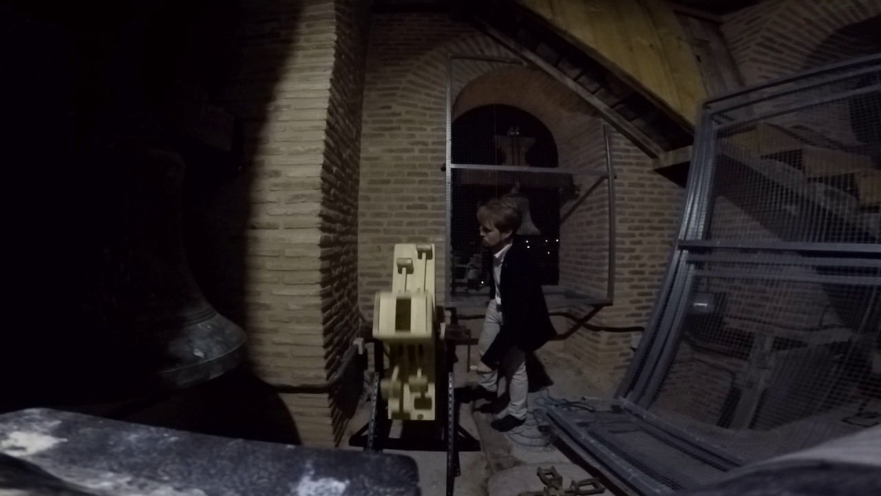 Matraca en Escalonilla //Toque de matraca Viernes Santo.