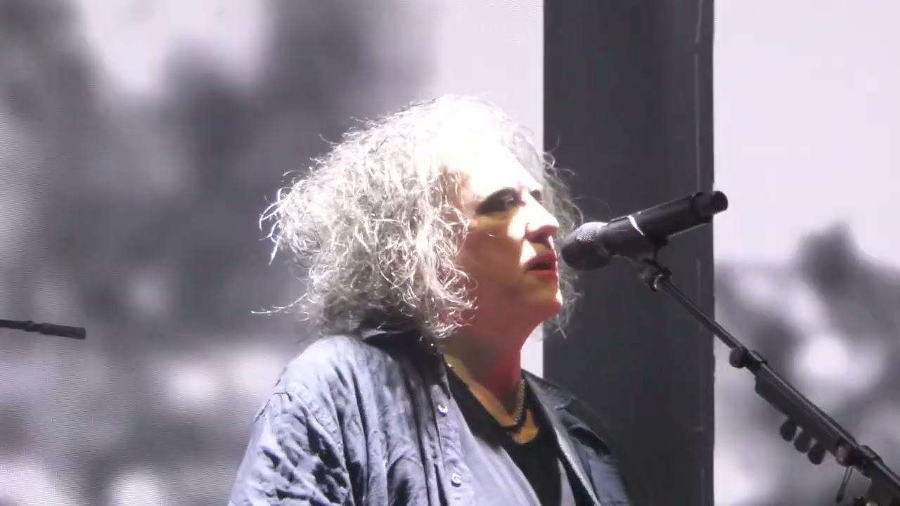 The Cure - Cold / A Strange Day / One Hundred Years (Live, Avicii Arena, Stockholm - Oct 10, 2022)