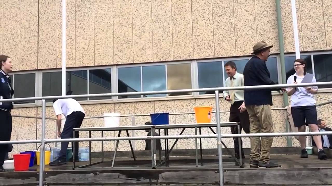 Modbury High School Ice Bucket Challenge