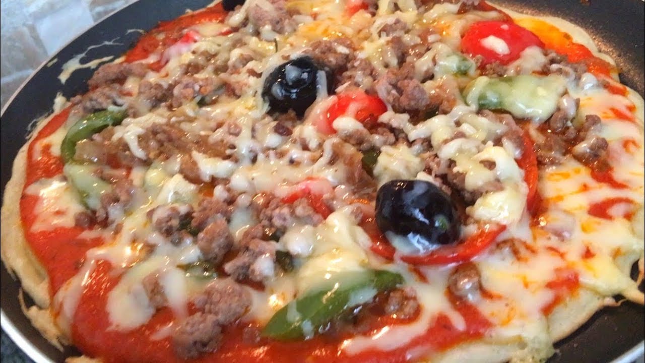 البيتزا السائلة في المقلاة💕 ألذ وأسرع بيتزا بدون عجن وبدون فرن😋
