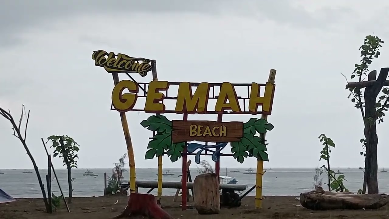 Welcome GEMAH beach sore hari saat hujan rintik-rintik tetap menunjukkan keindahan pesona nya 