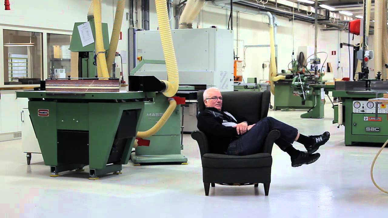 STRANDMON: ode aan klassieke stoffen oorfauteuil | IKEA