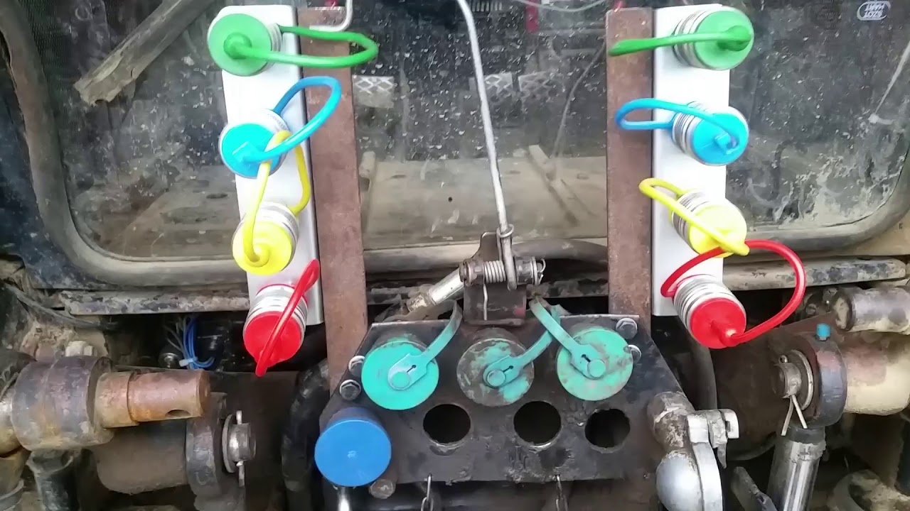 Gruby Remont Zetor ZTS 16145. Dodatkowy rozdzielacz 4 sek. hydrauliczny elektryczny